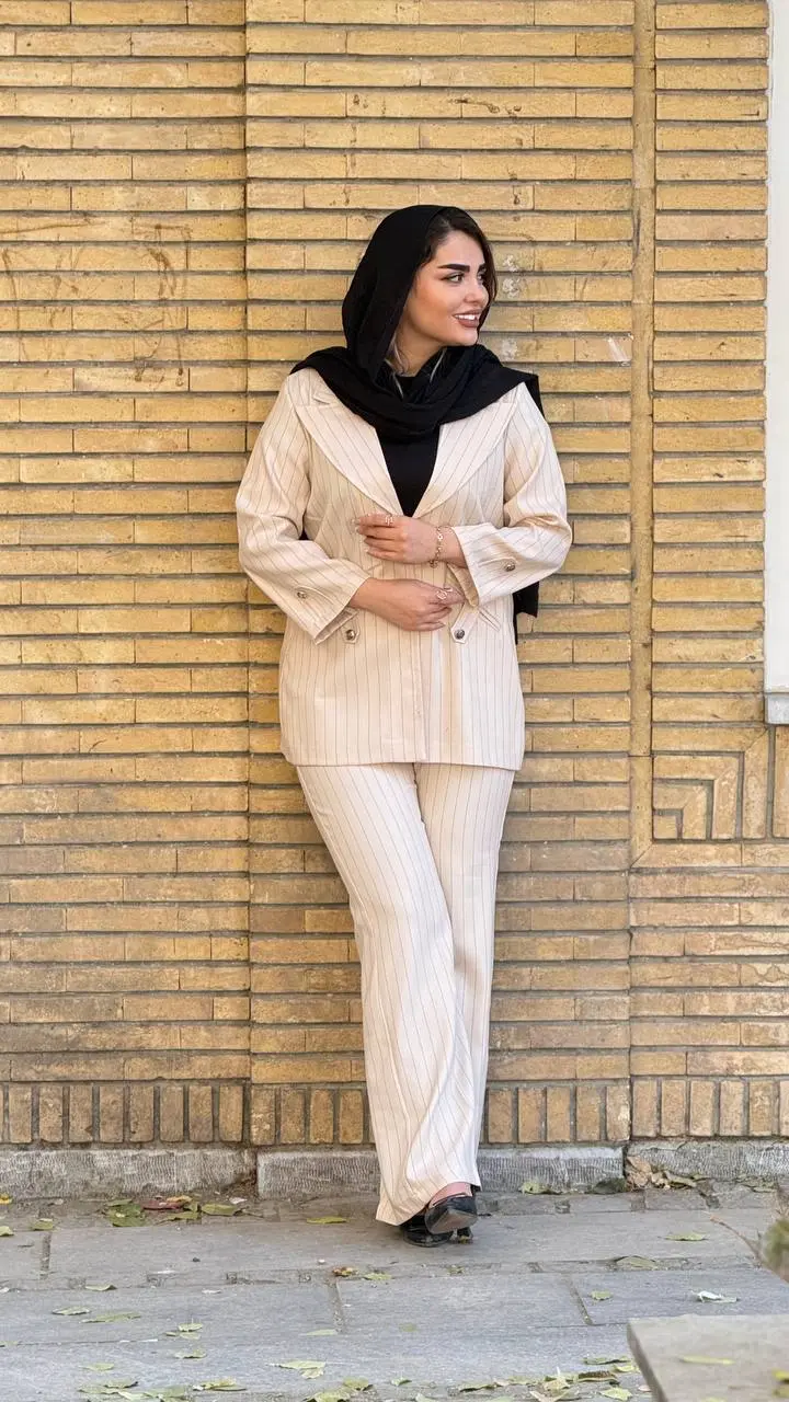 کت و شلوار بند دکمه دار